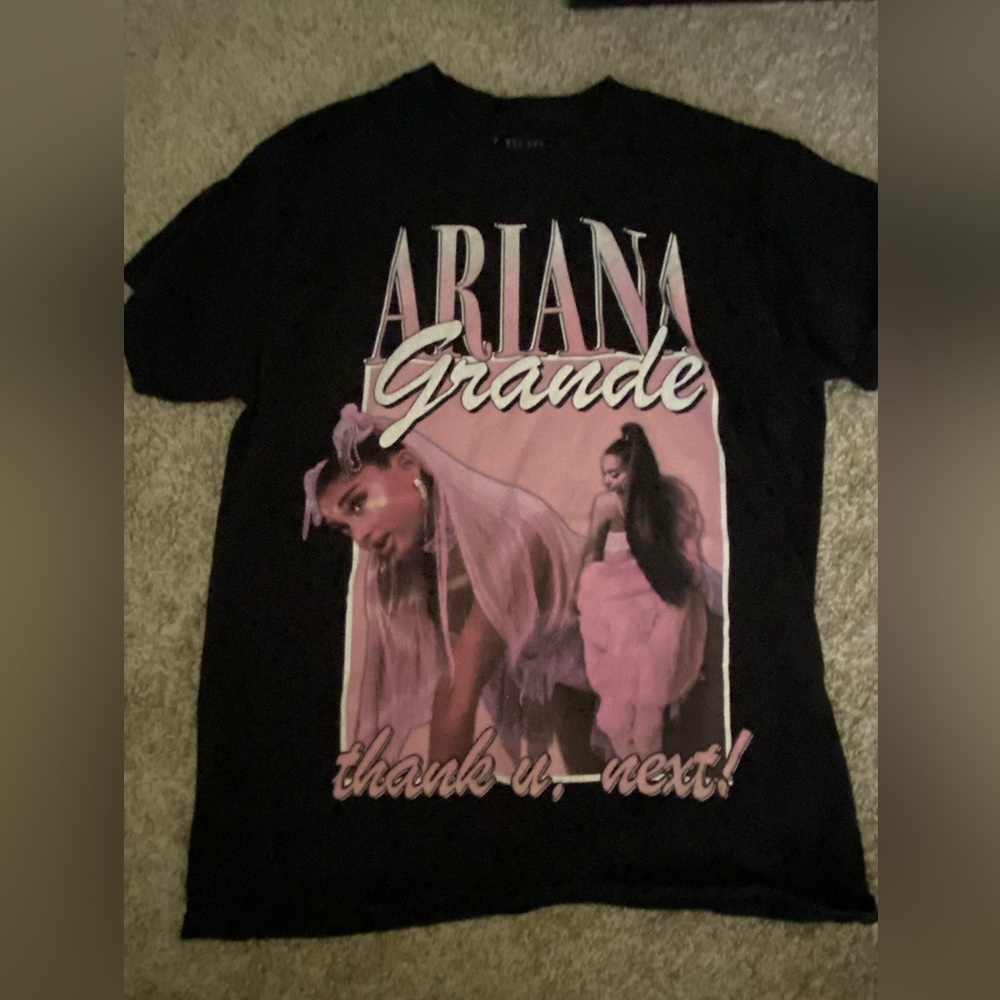 Rare Ariana Grande Tshirt SWT